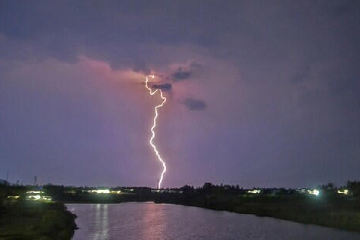 Lightning strike kills Kerala tourist at Goa beach